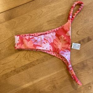 Moana bikini BNWT